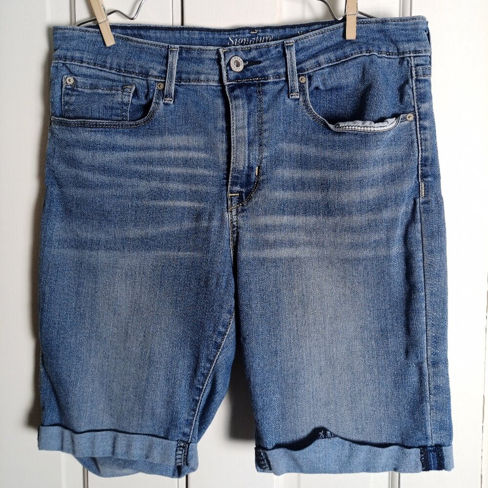 Levi Signature Denim Modern Bermuda Shorts